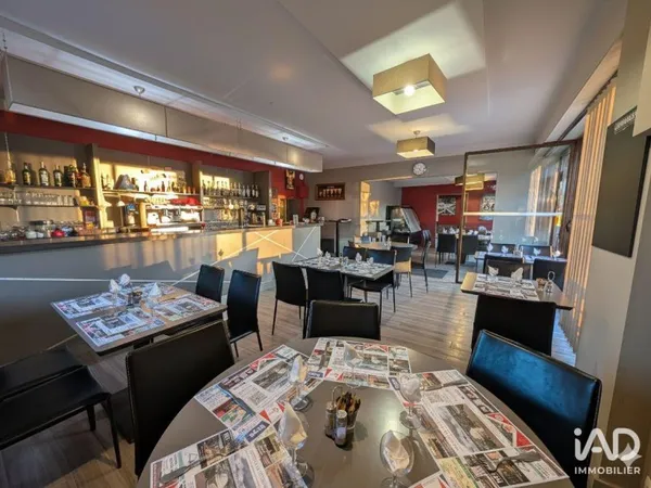 Local commercial 165 m²