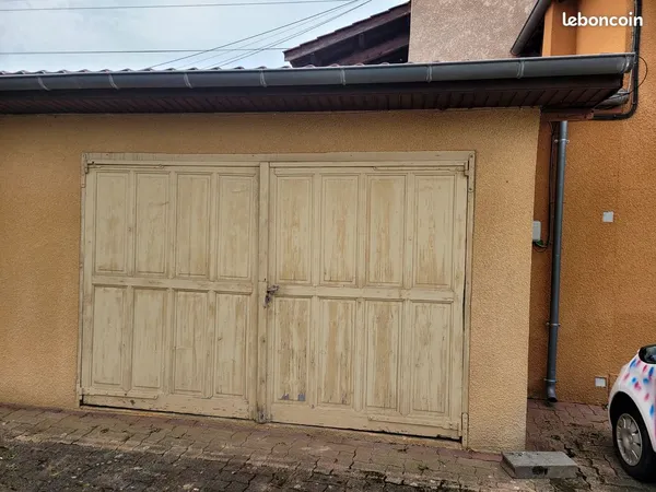 Garage / espace de stockage sécurisé RN6