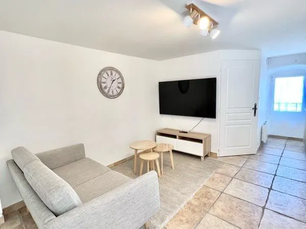 Magnifique appartement meublé avec TV Grand Écran