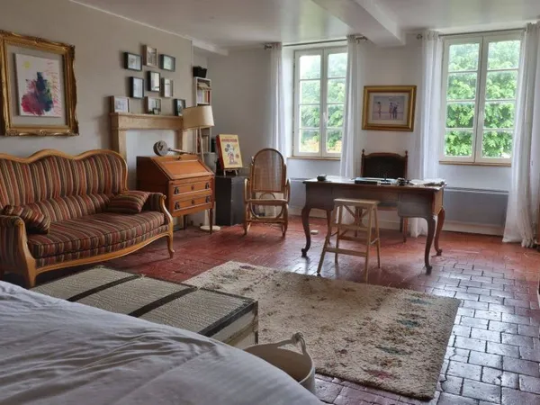 Maison 9 pièces 234 m²