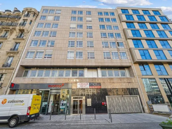 Bureau 327 m²