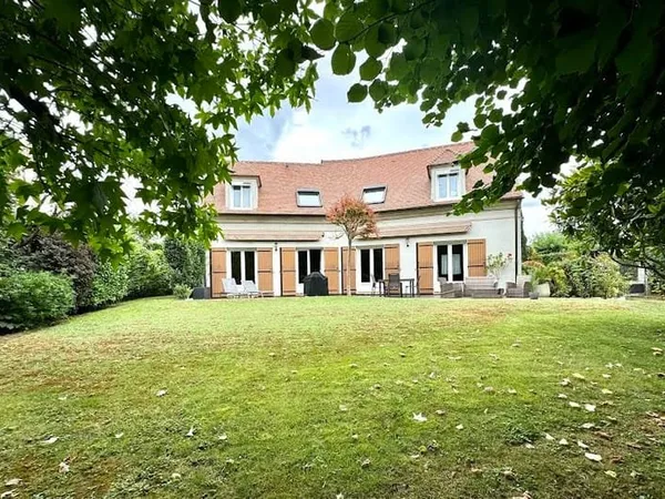 Maison 6 pièces 160 m²