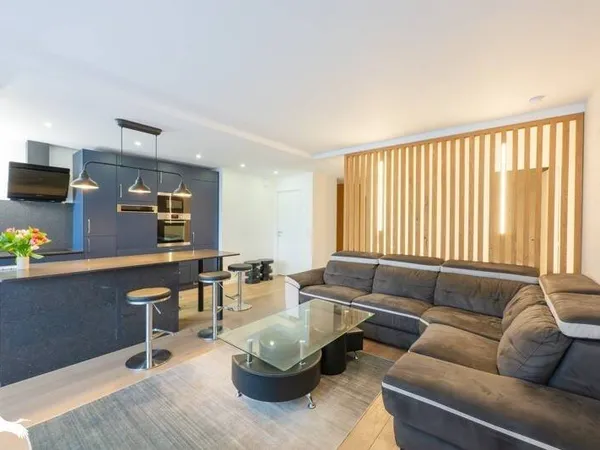 Appartement 4 pièces 87 m²