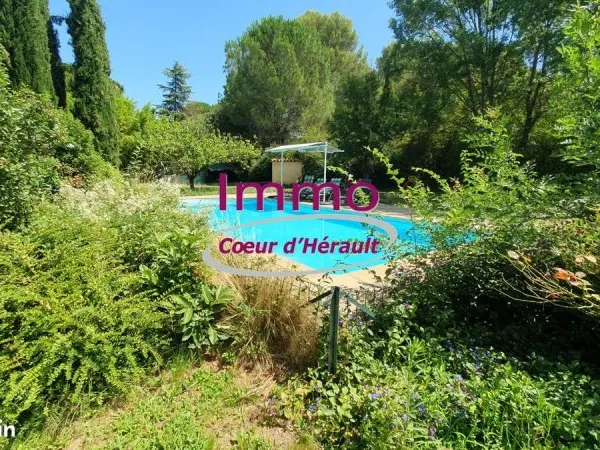 Maison 14 pièces 365 m²