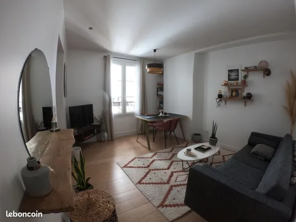 T2 meublé Paris Lamarck refait neuf