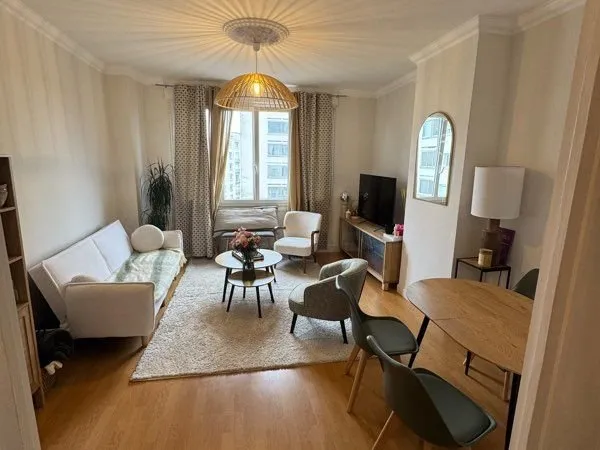 Appartement T3 faibles charges proche mairie , avenue du midi