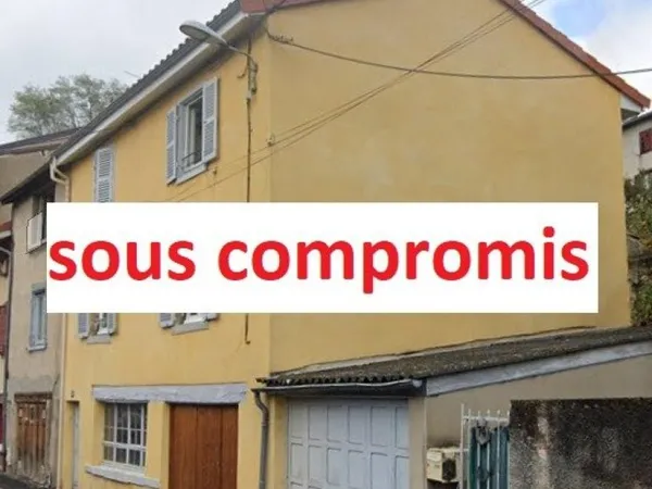 Immeuble de rapport avec extérieur, garage, ateliers, jardin, caves