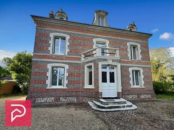 Maison 8 pièces 190 m²