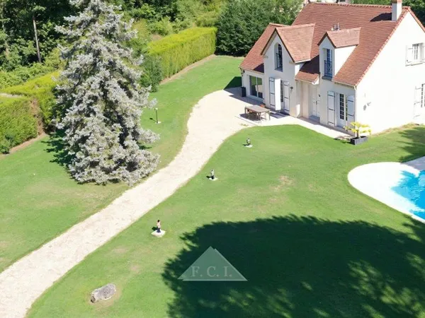 Maison 7 pièces 165 m²