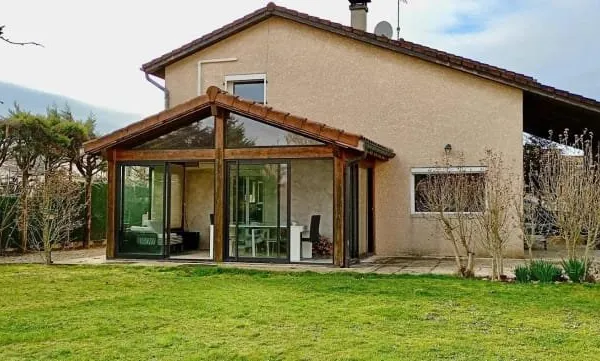 Maison 6 pièces 202 m²