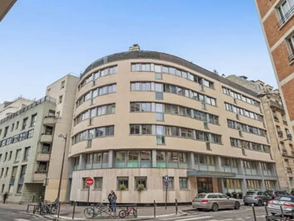 Bureaux 297 m²