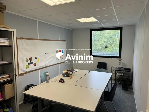 Bureaux 3 pièces 70 m²