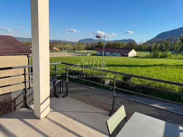Appartement T3 de 68 m2 - Résidence de 2015 - Garage, Parkin