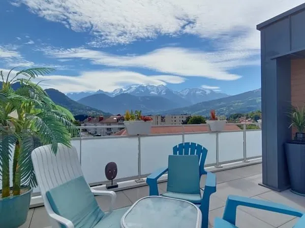 Appartement en Attique Avec Vue sur le Mont Blanc