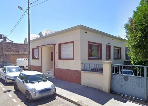Local professionnel 154 m²