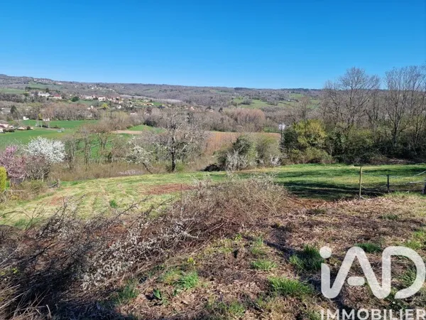 Terrain 27727 m²
