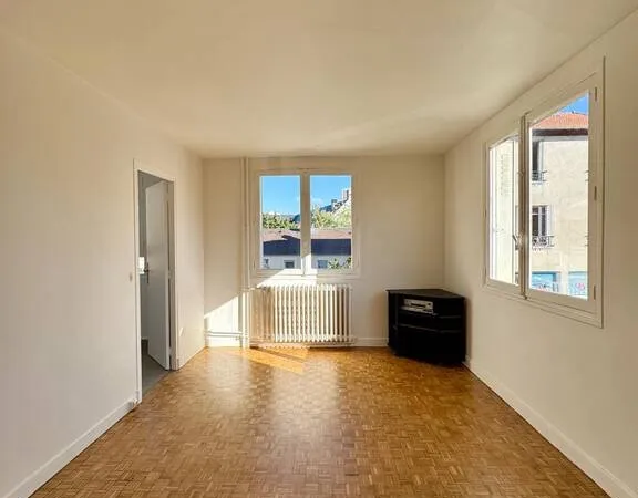 Studio 1 pièce 32 m²