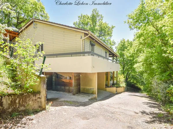 Maison de 172 m2 - 923 m2 de terrain - 4 chambres - véranda - garage