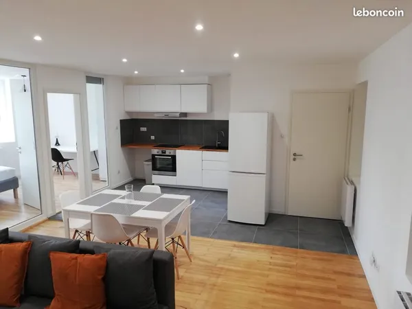 Très beau T3 disponible mai juin juillet aout