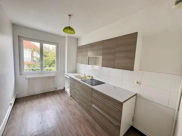 APPARTEMENT T3 A LOUER A ROANNE - GARE