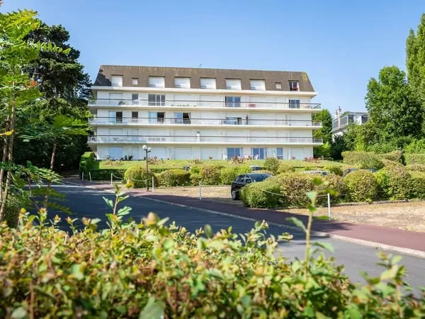 STUDIO PROCHE CENTRE VILLE