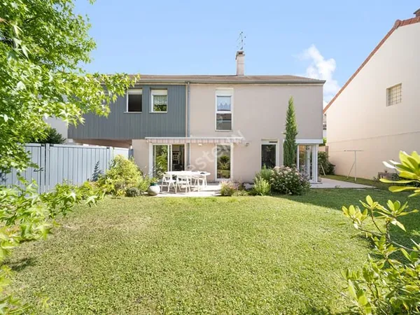 Maison 7 pièces 150 m²