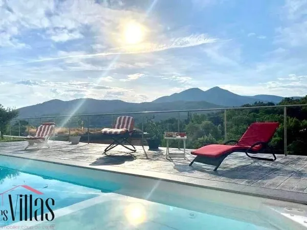 Villa 6 pièces 192 m²
