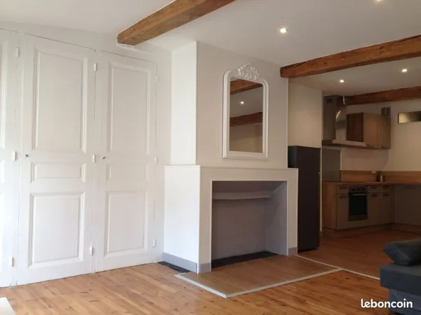 Location appartement place st andre