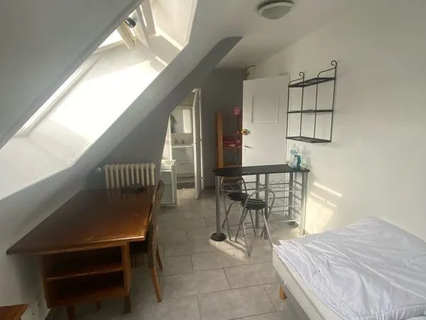Studio meublé une personne