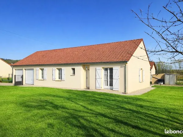 Maison plain-pied 104 m² - 4 chambres - Terrain 1087 m² - Le Pailly proche Chalindrey - 194 900