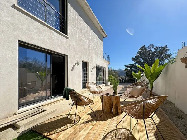 Maison Plan De Cuques 5 pièces 140 m2 13380