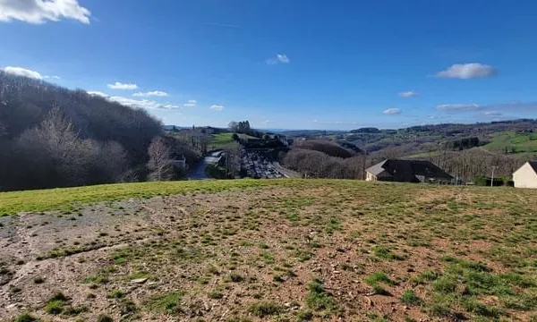 Terrain à bâtir viabilisé de 1 249 m2 Lotissement recherch