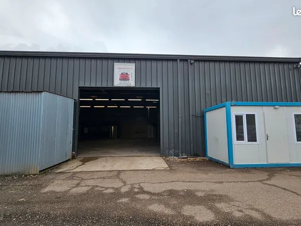 Location pro | Local Industriel / Bâtiment | 240 m² | Cadaujac