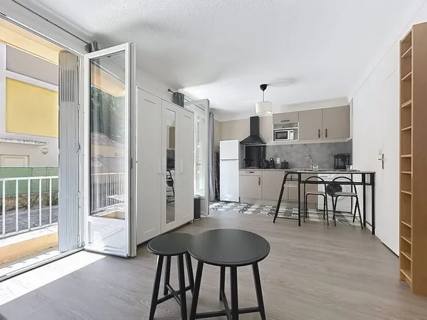 Aix en Provence Centre-ville : Charmant studio avec balcon,