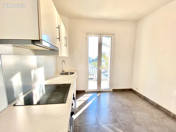 Location vide à l'année