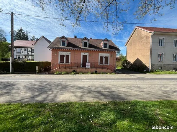 À vendre_Maison de caractère avec dépendance (grange)