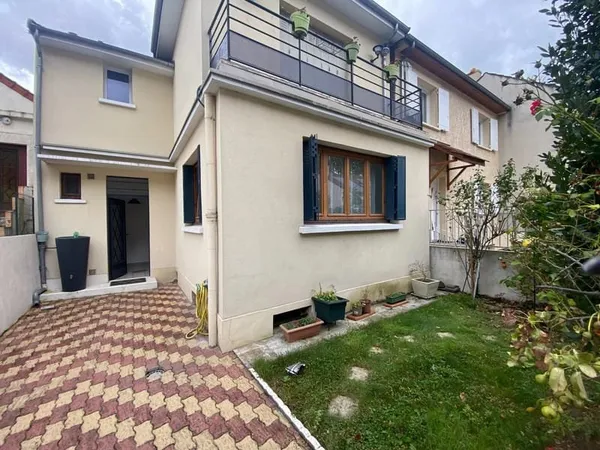Maison familiale à Villejuif, 106 m², 3 /4chambres