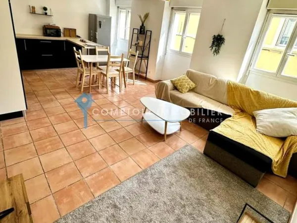 ALES Centre-ville Appartement P3 meublé 69 m2 Idéal rési