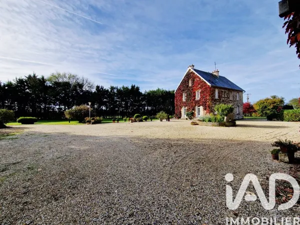 Maison 12 pièces 222 m²