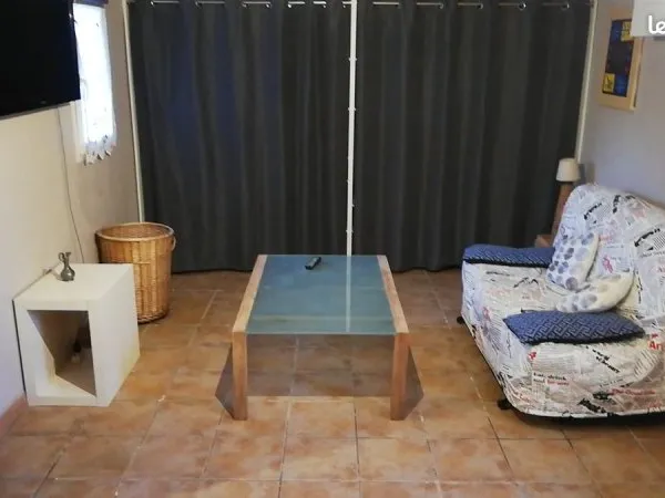 Grand studio