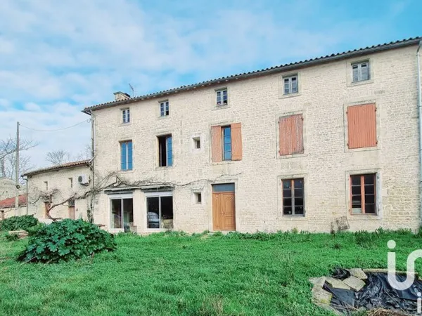 Maison 8 pièces 150 m²