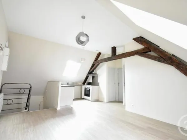 Bâtiment 250 m²