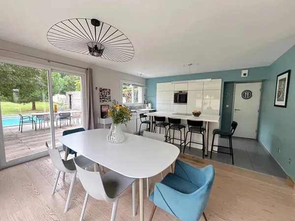 Maison 6 pièces 160 m²