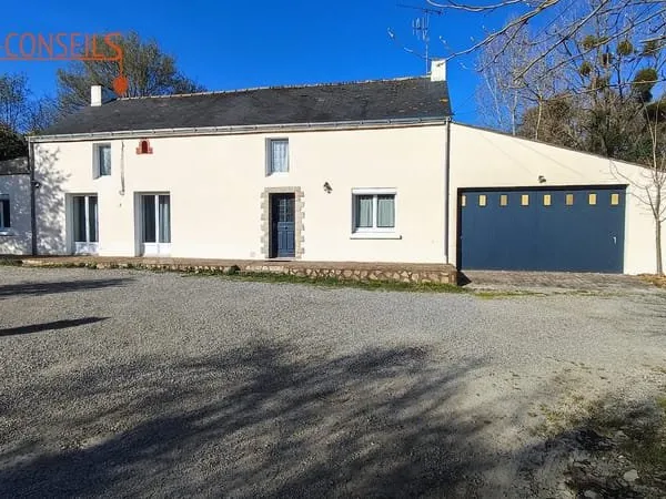 Maison familiale en pierre Longère authentique avec dépend