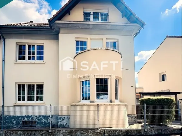 Grande maison + 3 studios loués situés à Saint-Avold