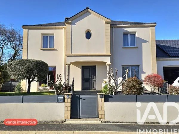 Maison 8 pièces 218 m²