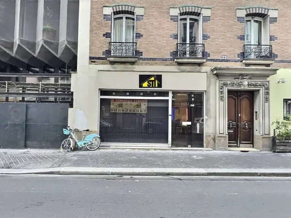 Commerce 48 m²