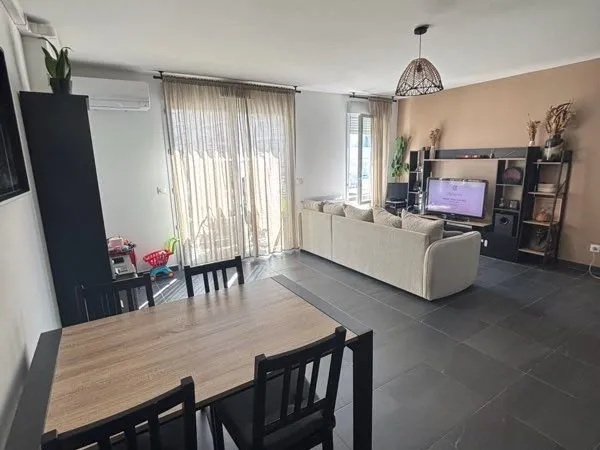 Superbe T3 avec terrasse