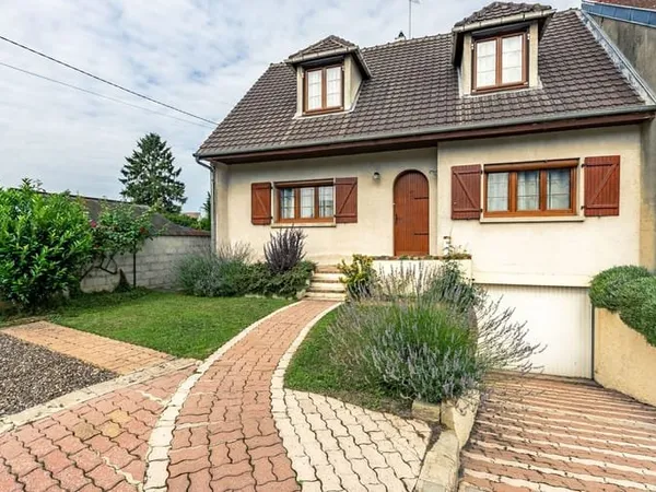 Maison 5 pièces 102 m²