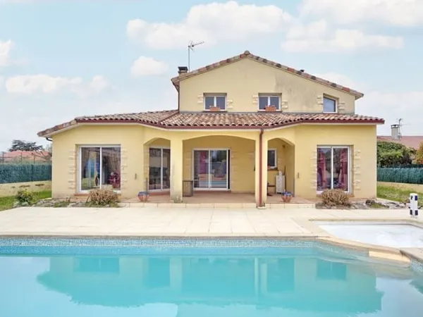 Maison 5 pièces 190 m²